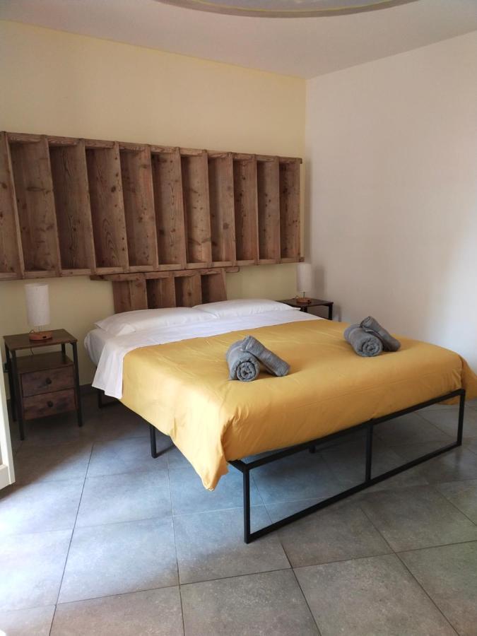 La Tana Dell'Artista Hotell Arco Eksteriør bilde