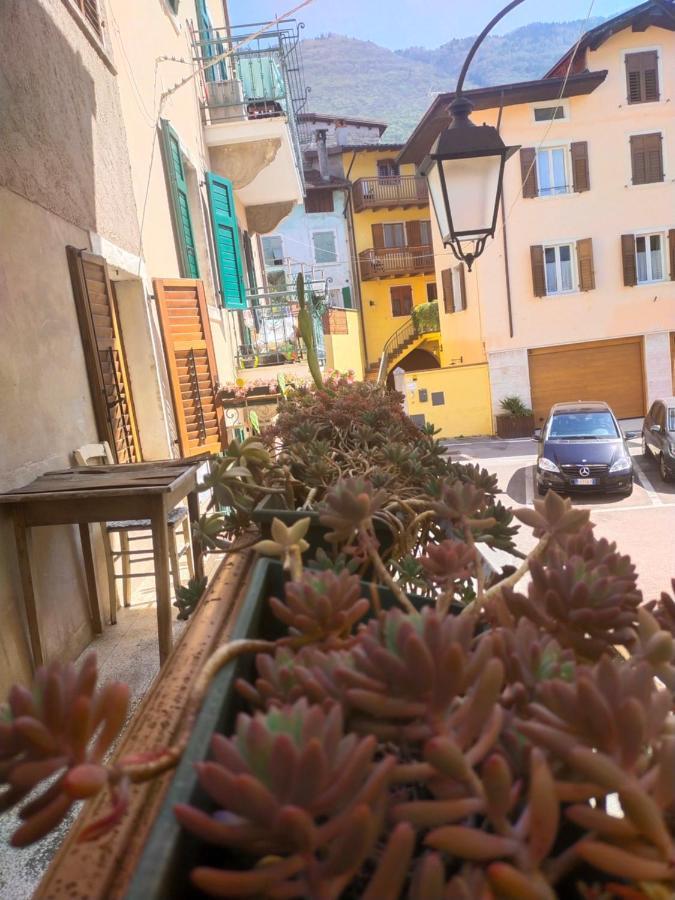 La Tana Dell'Artista Hotell Arco Eksteriør bilde